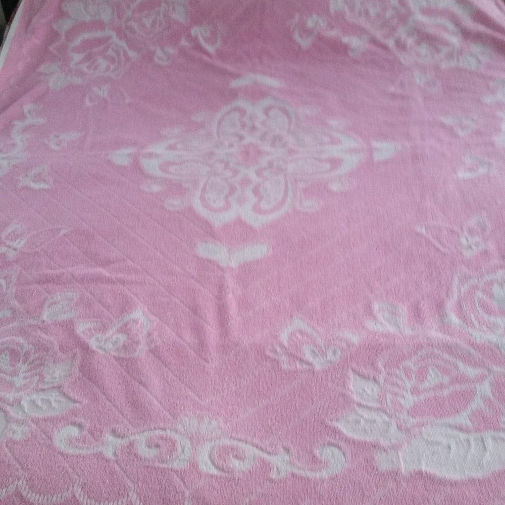 Oversized bath towel